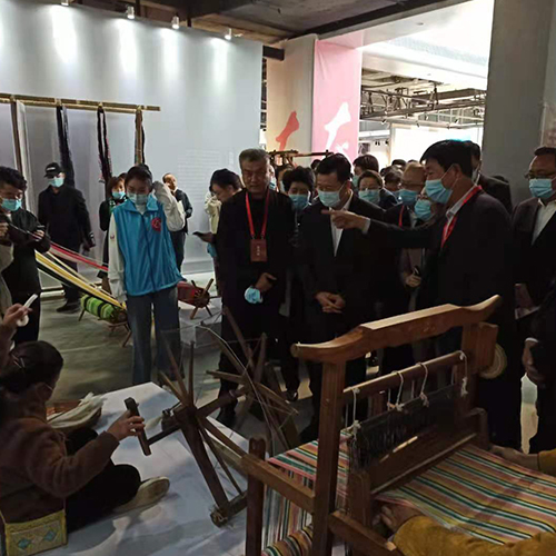 精一坊鲁锦参加第六届中国非遗博览会.jpg